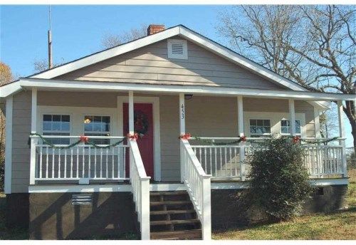 453 Spring St, Commerce, GA 30529