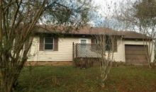 6371 Meadow Dr Gloucester, VA 23061