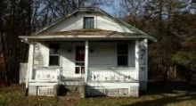 15 Clark St Jackson Center, PA 16133