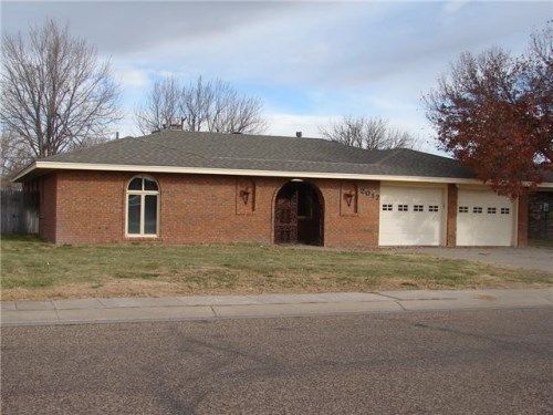 2017 Windsor Ln, Liberal, KS 67901