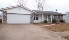 1852 Lakeheights Ln Saint Louis, MO 63138