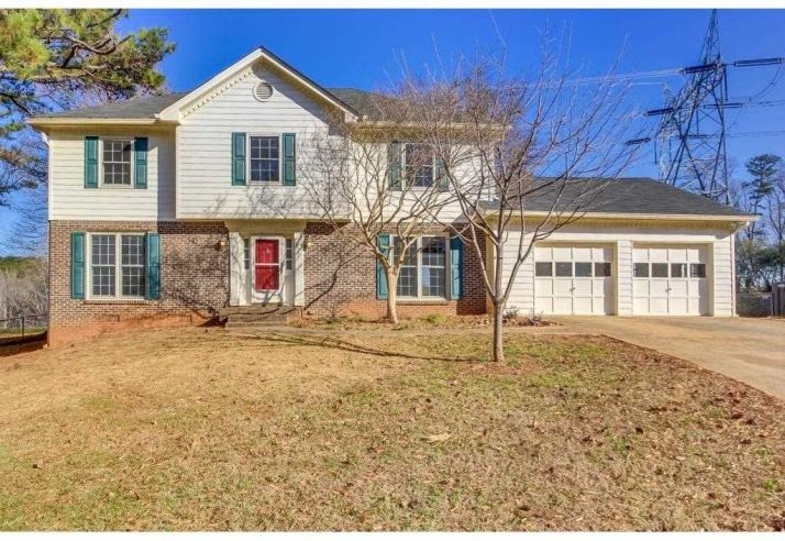 1439 Saint Michaels Ct, Lilburn, GA 30047