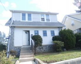 121 Englewood Rd, Upper Darby, PA 19082
