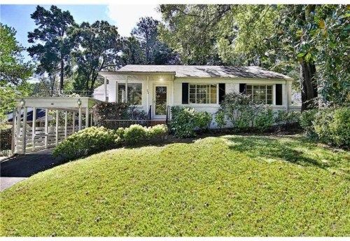 698 Forrest Trl NW, Atlanta, GA 30318