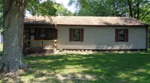 2863 Henry St, Lake Station, IN 46405