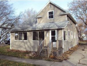 1109 Sycamore St, Niles, MI 49120