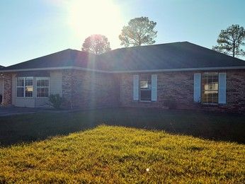 10629 Dogwood St, Vancleave, MS 39565