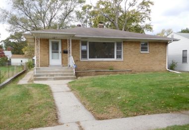 2710 Decatur St, Lake Station, IN 46405