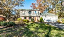 23 Whitmore Ln Coram, NY 11727