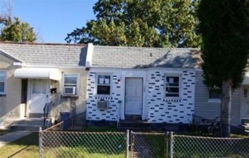 1029 Barker Rd, Sharon Hill, PA 19079