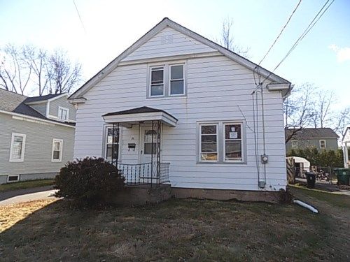 71 State St, Chicopee, MA 01013