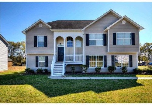 58 Oak Ridge Dr, Aragon, GA 30104