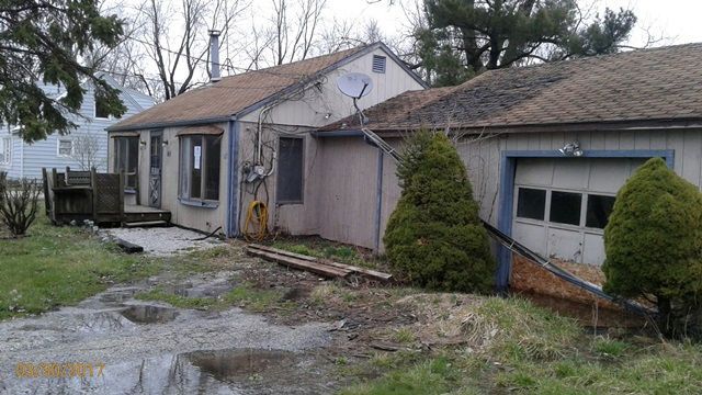 1411 N Hadenfelt Rd, Chesterton, IN 46304