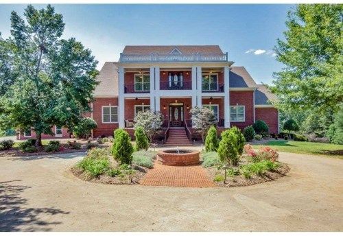 125 Gay Thompson Dr, Canton, GA 30115