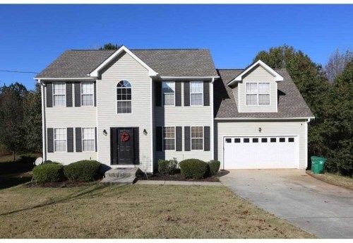 3675 River Heights, Ellenwood, GA 30294