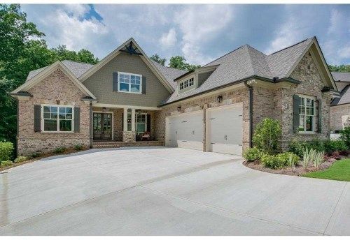 2559 Rock Maple Dr, Braselton, GA 30517