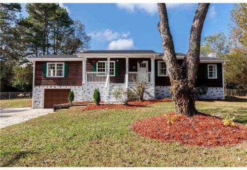 105 Little Brook Dr, Woodstock, GA 30188