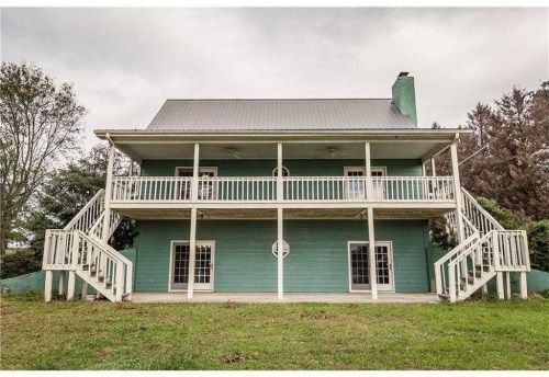1011 Twin Rivers Rd, Greensboro, GA 30642