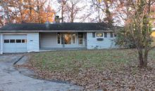 8 Louise Ct Decatur, IL 62521