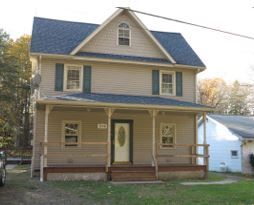 1938 Tomhicken Rd, Rock Glen, PA 18246
