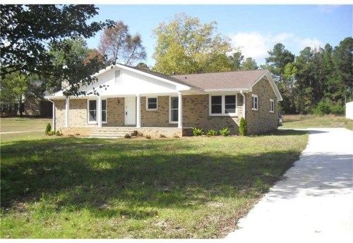 3088 Wallace Rd, Buford, GA 30519