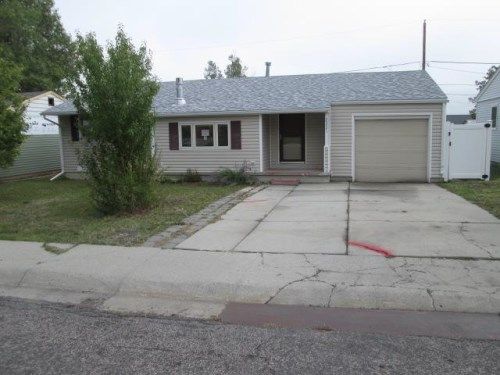 2221 S Mitchell St, Casper, WY 82601