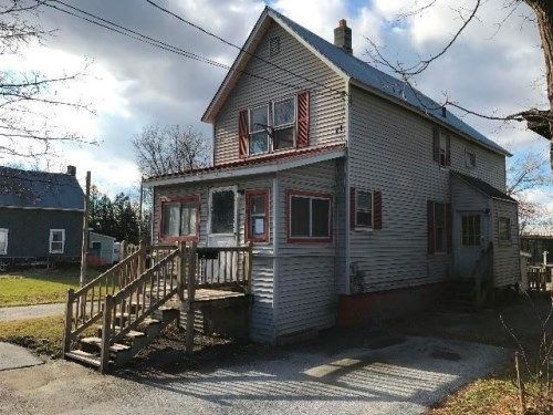 176 Federal St, Saint Albans, VT 05478