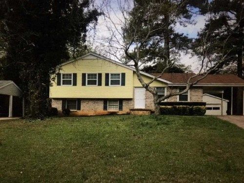 2792 Kathie Ln, Ellenwood, GA 30294