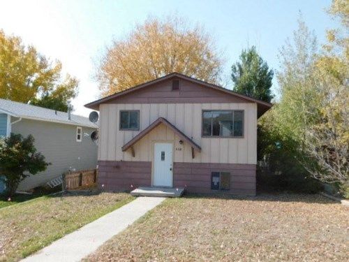 118 N 9th St, Douglas, WY 82633