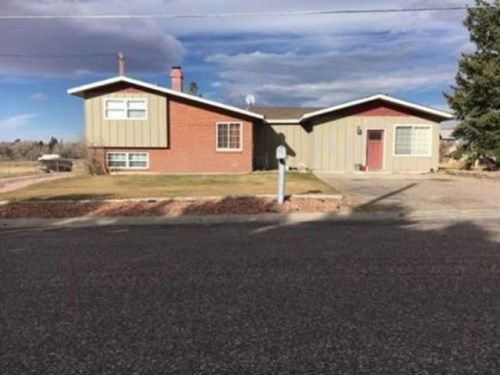 658 E COLE STREET, Wheatland, WY 82201