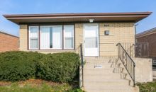 3718 PIPPIN ST Chicago, IL 60652