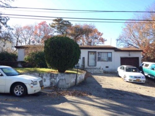 146 N 25th St, Wyandanch, NY 11798