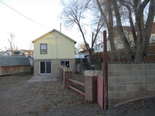 319 1/2 Angle St, Rock Springs, WY 82901