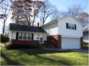 1149 Sharlene Dr, Youngstown, OH 44511
