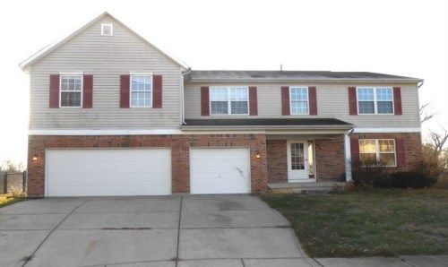 8825 BLADE CT, Indianapolis, IN 46231