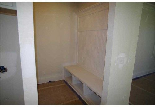 1950 Delmont Dr, Snellville, GA 30078