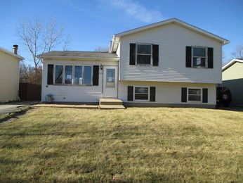 2010 Joppa Ave, Zion, IL 60099