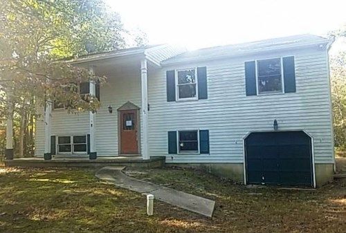 20 Moore Rd W, Vincentown, NJ 08088