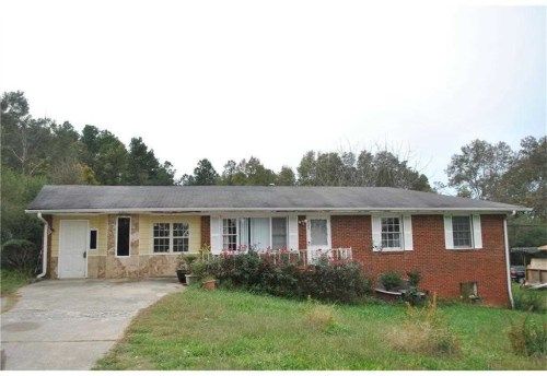 2102 Dixie Dr, Gainesville, GA 30504