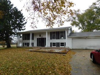 104 Park Dr, Mc Clure, IL 62957