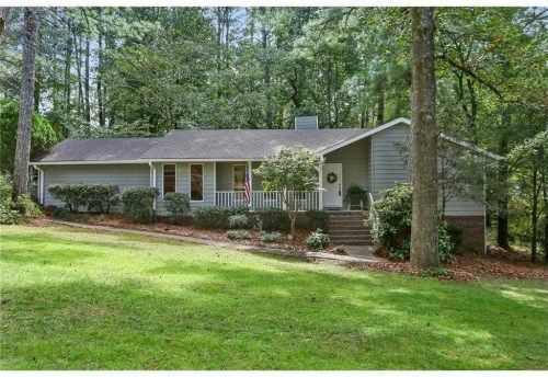 3670 Autumn Leaves Ln, Marietta, GA 30066