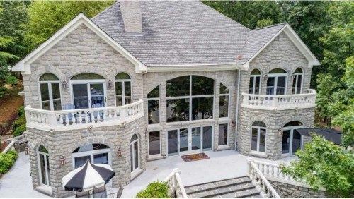 1290 Bennett Springs Dr, Greensboro, GA 30642