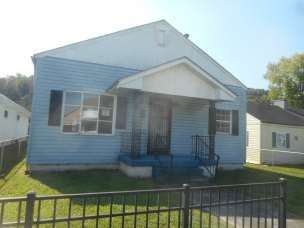 3231 Chase St, Huntington, WV 25704