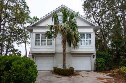 72 Royal Pointe Dr, Hilton Head Island, SC 29926