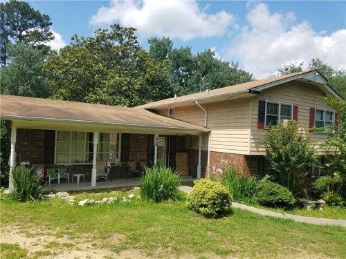 665 Cashtown Rd, Aragon, GA 30104