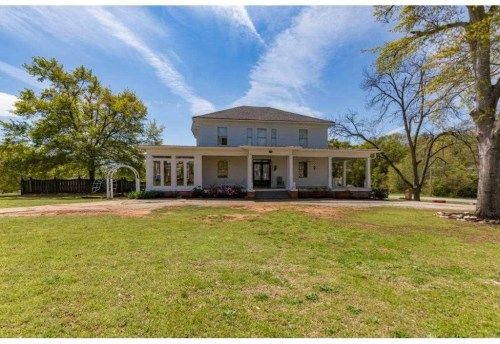 294 Shankle Heights Dr, Commerce, GA 30529