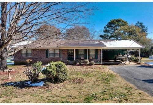 364 Spring Valley Dr SW, Calhoun, GA 30701