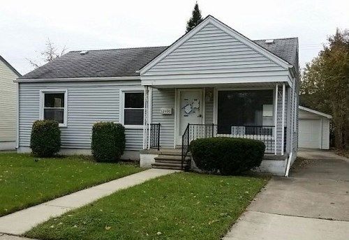 12490 Pearl St, Southgate, MI 48195