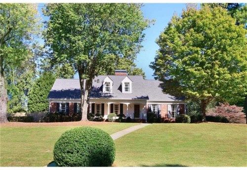 6975 Hunters Branch Dr, Atlanta, GA 30328