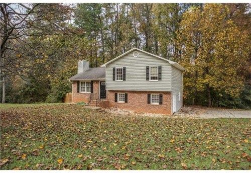90 Derby Country Dr, Ellenwood, GA 30294
